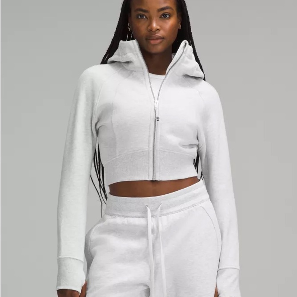 Lululemon - Cropped Scuba Full Zip in Heather Gray